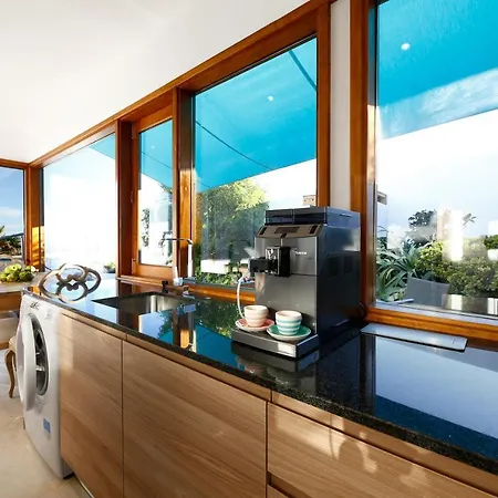 Infinity: Panoramic Sea Views & Private Heated Pool Tias