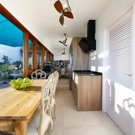 Infinity: Panoramic Sea Views & Private Heated Pool Villa *