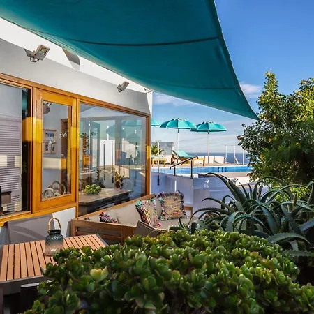 Infinity: Panoramic Sea Views & Private Heated Pool *