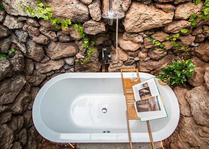 Infinity: Panoramic Sea Views & Private Heated Pool * Tias