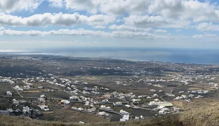 Infinity: Panoramic Sea Views & Private Heated Pool